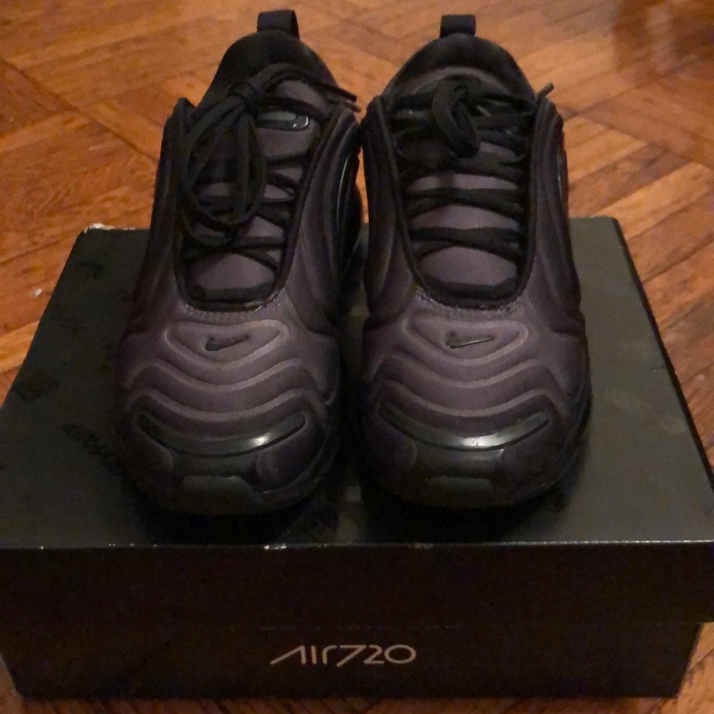 Air Nike 720